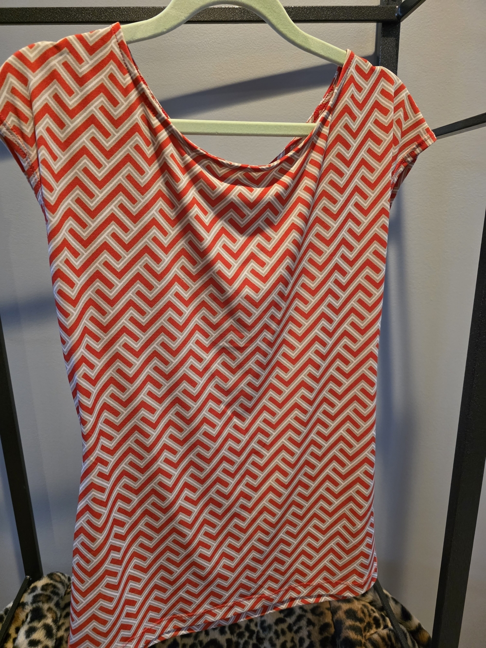 Banana Republic Orange, Tan & White Geometric Cap Sleeve Blouse